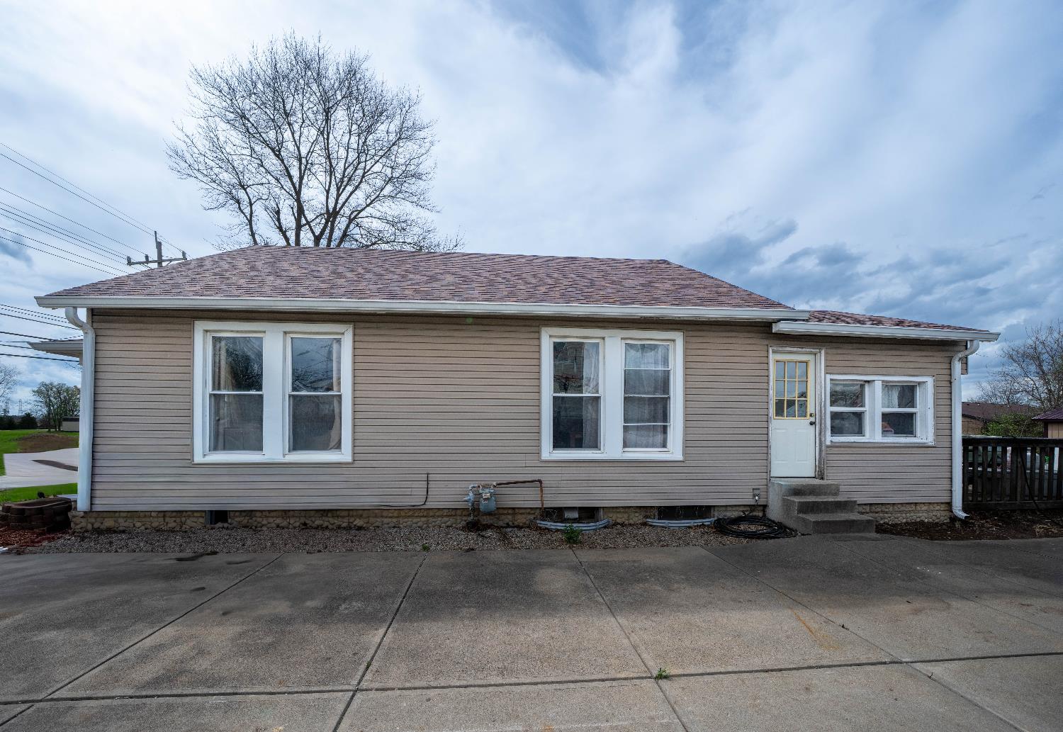 684 Bielby Road Lawrenceburg, IN 47025 - Photo 7 of 40