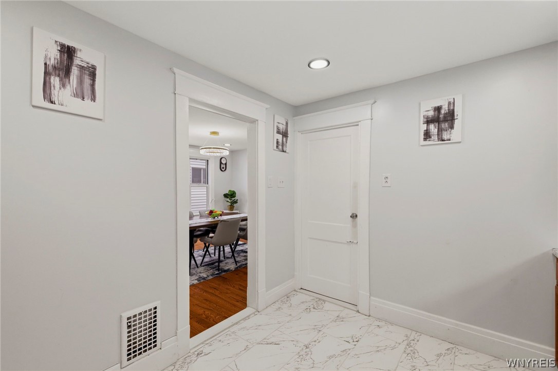 335 Riverside Avenue Buffalo, NY 14207 - Photo 17 of 48