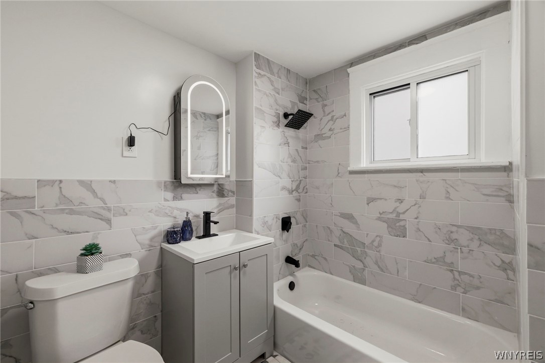 335 Riverside Avenue Buffalo, NY 14207 - Photo 18 of 48