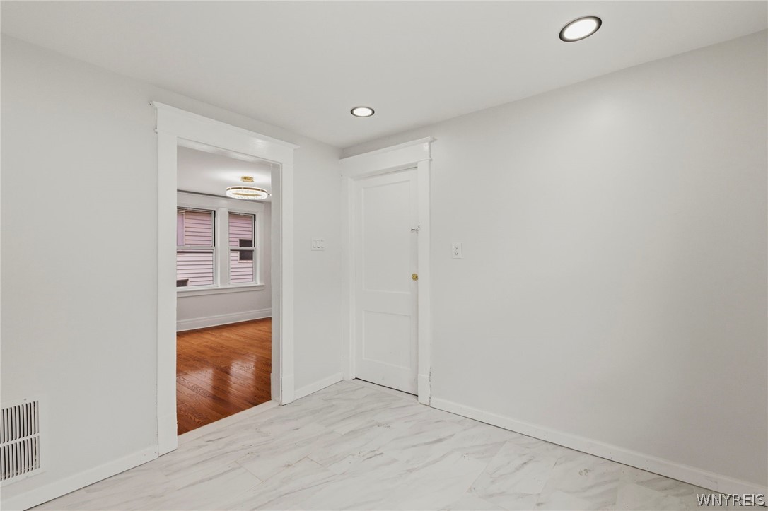 335 Riverside Avenue Buffalo, NY 14207 - Photo 32 of 48