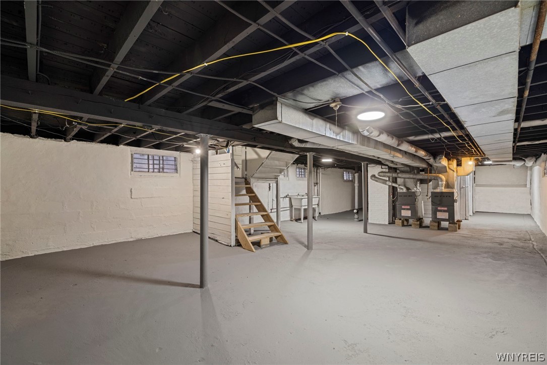 335 Riverside Avenue Buffalo, NY 14207 - Photo 39 of 48