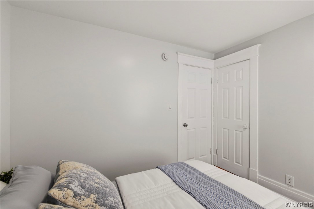 335 Riverside Avenue Buffalo, NY 14207 - Photo 10 of 48