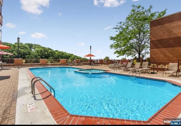 $3,000 | 100 Old Palisade Road, Unit 4113 (PH13), Fort Lee, NJ 07024
