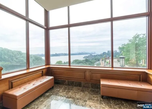 $3,000 | 100 Old Palisade Road, Unit 4113 (PH13), Fort Lee, NJ 07024