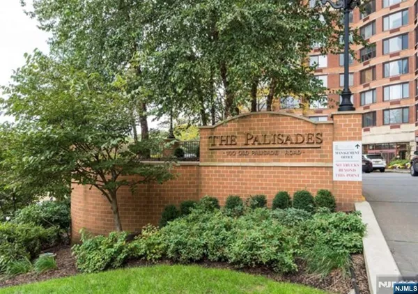 $3,000 | 100 Old Palisade Road, Unit 4113 (PH13), Fort Lee, NJ 07024