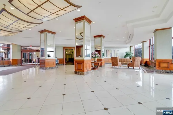 $3,000 | 100 Old Palisade Road, Unit 4113 (PH13), Fort Lee, NJ 07024