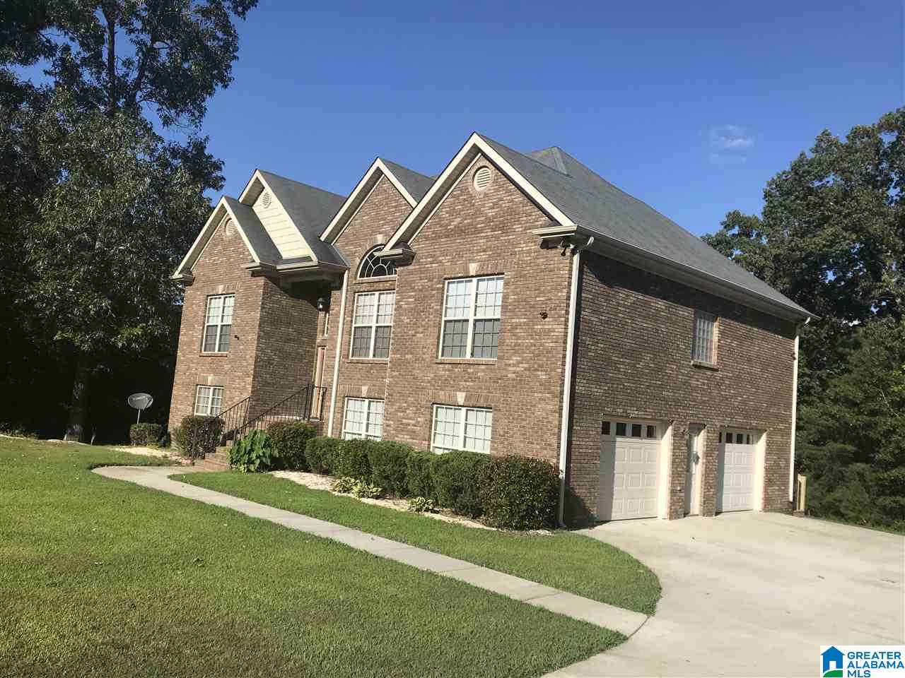 7405 Mckenna Lane Pinson, AL 35126 - Photo 4 of 26
