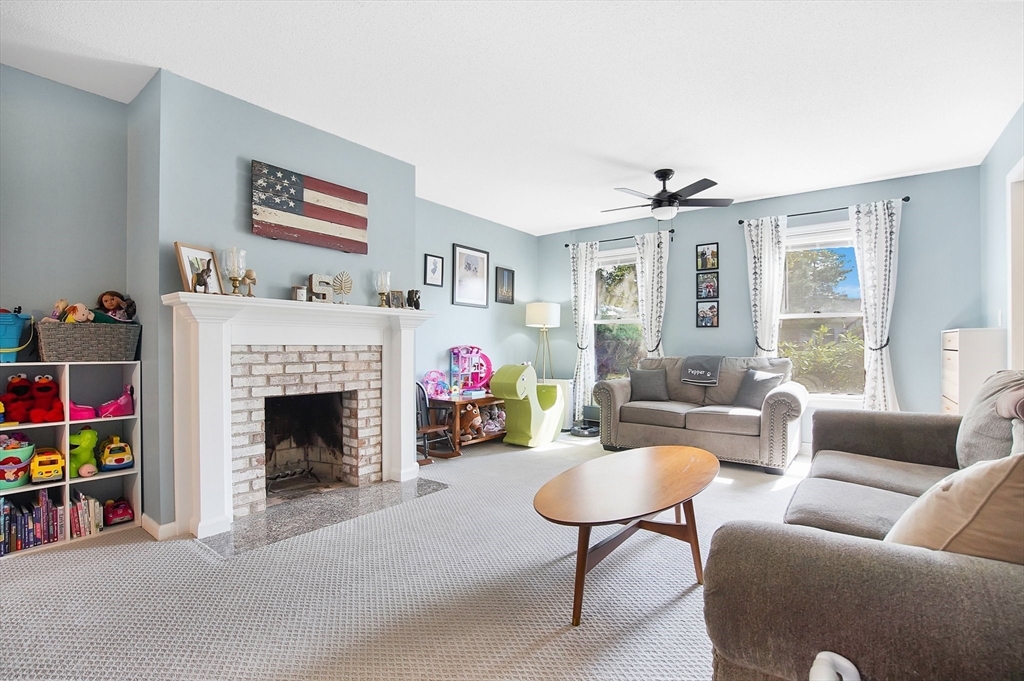 9 Castle Hills Road, Unit F Agawam, MA 01001 - Photo 8 of 42 Gallery Image 8