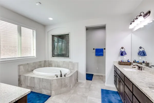 $3,400 | 204 Lady Bird Lane, Georgetown, TX 78628