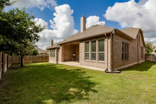 $3,400 | 204 Lady Bird Lane, Georgetown, TX 78628