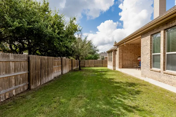 $3,400 | 204 Lady Bird Lane, Georgetown, TX 78628