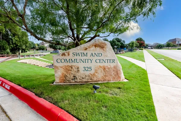 $3,400 | 204 Lady Bird Lane, Georgetown, TX 78628