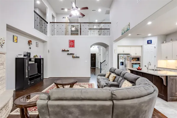 $3,400 | 204 Lady Bird Lane, Georgetown, TX 78628