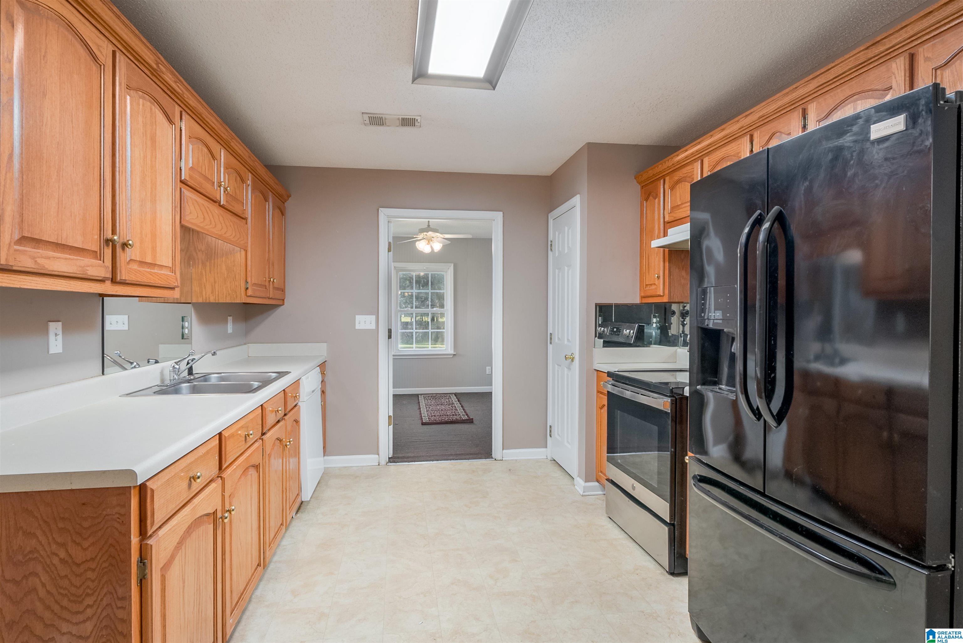 10818 Middle Coaling Road Cottondale, AL 35453 - Photo 11 of 35