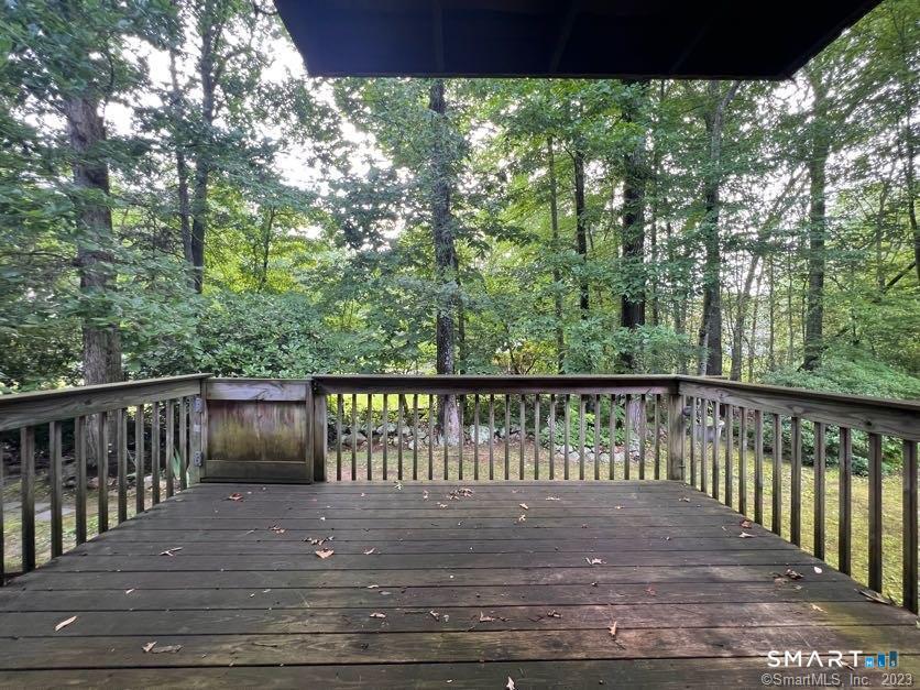 223 Flanders Road, Unit 8 East Lyme, CT 06357 - Photo 24 of 31
