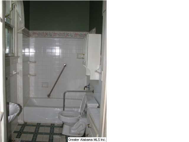 408 Brignoli Street Talladega, AL 35160 - Photo 7 of 17