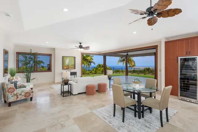 a view of an entryway