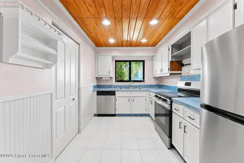 $319,000 | 3100 South Atlantic Avenue, Unit 203, Cocoa Beach, FL 32931