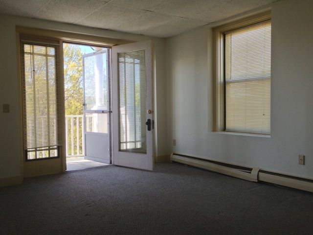610 Union Street, Unit 401 Manchester, NH 03104 - Photo 20 of 23