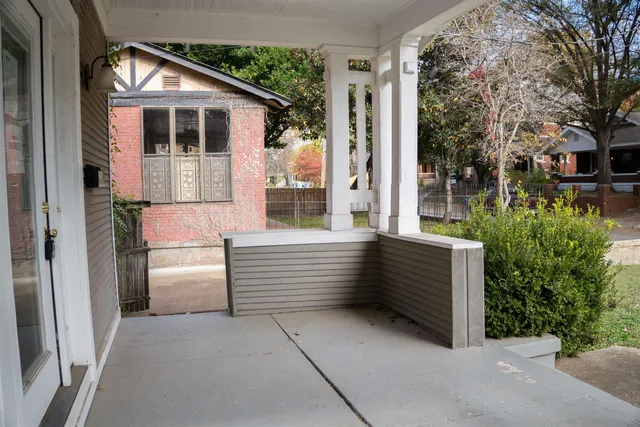 $324,900 | 105 North Evergreen Street, Memphis, TN 38104