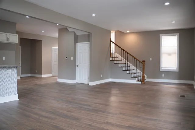 $324,900 | 105 North Evergreen Street, Memphis, TN 38104