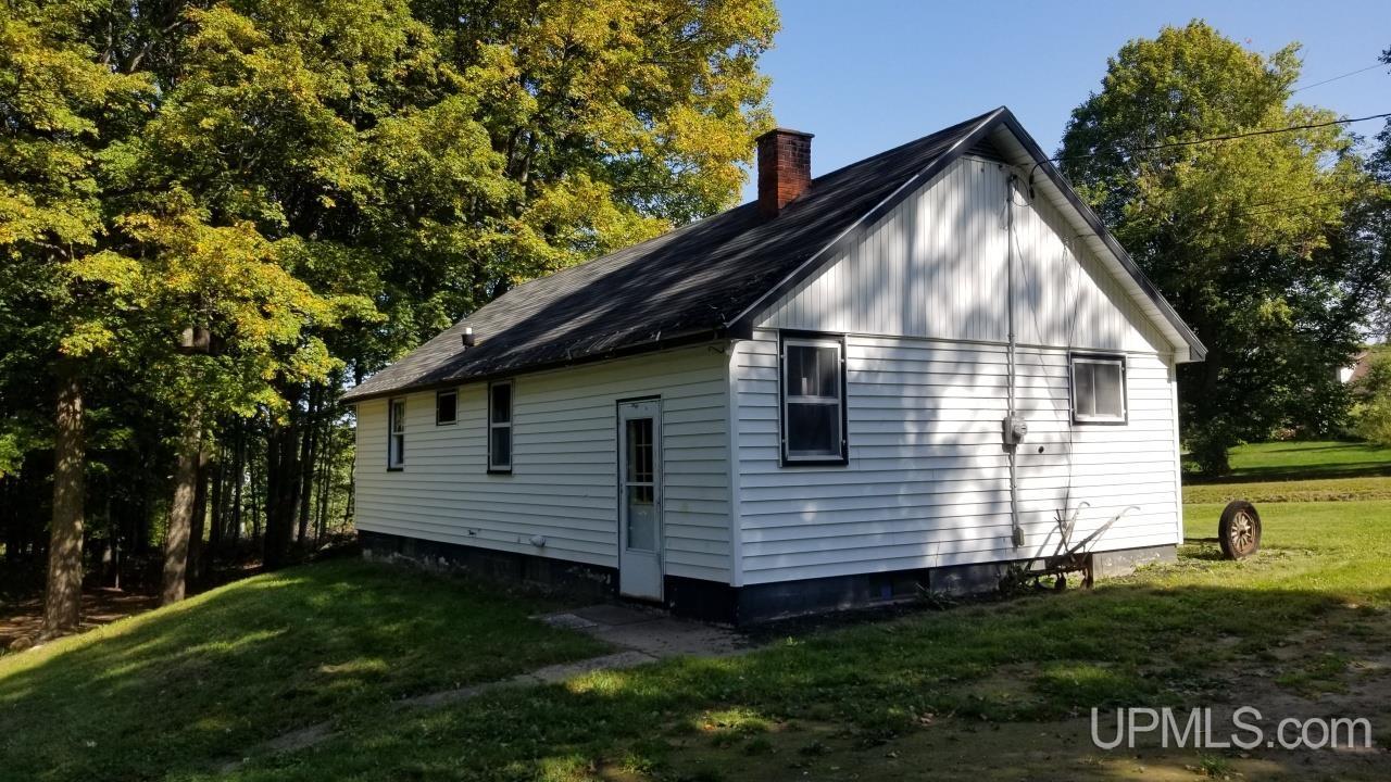 217 Reiman Road Iron River, MI 49935 - Photo 7 of 76