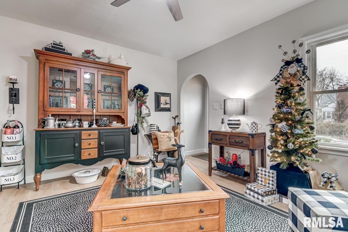 227 North Illinois Street Springfield, IL 62702 - Photo 6 of 31 Gallery Image 6