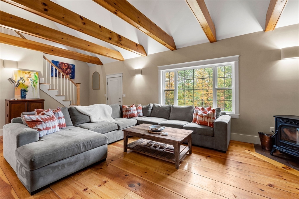 266 Washington Street Boxford, MA 01921 - Photo 12 of 29 Gallery Image 12