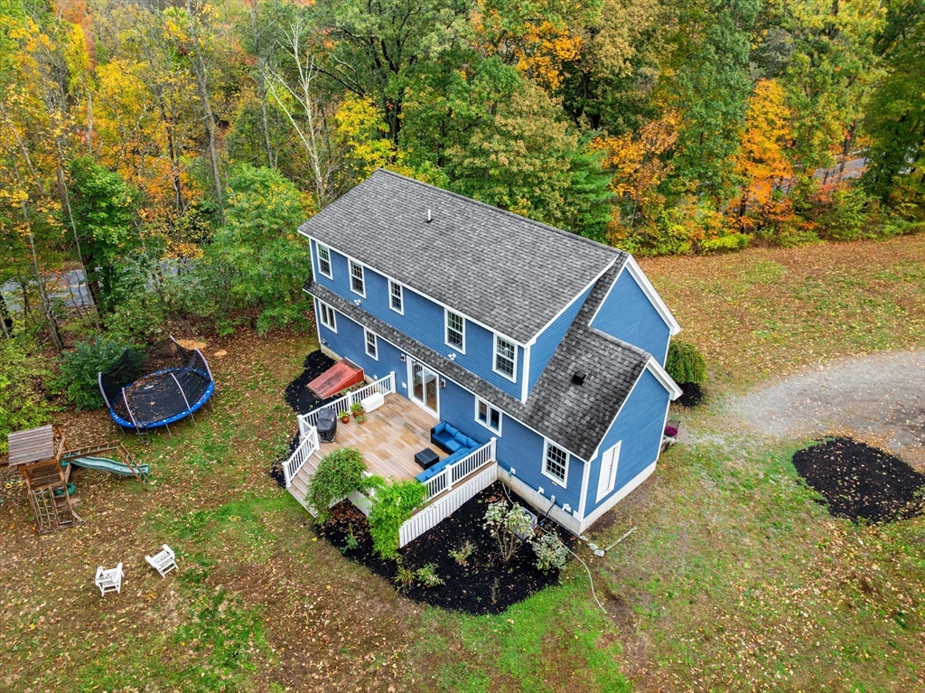266 Washington Street Boxford, MA 01921 - Photo 2 of 29 Gallery Image 2