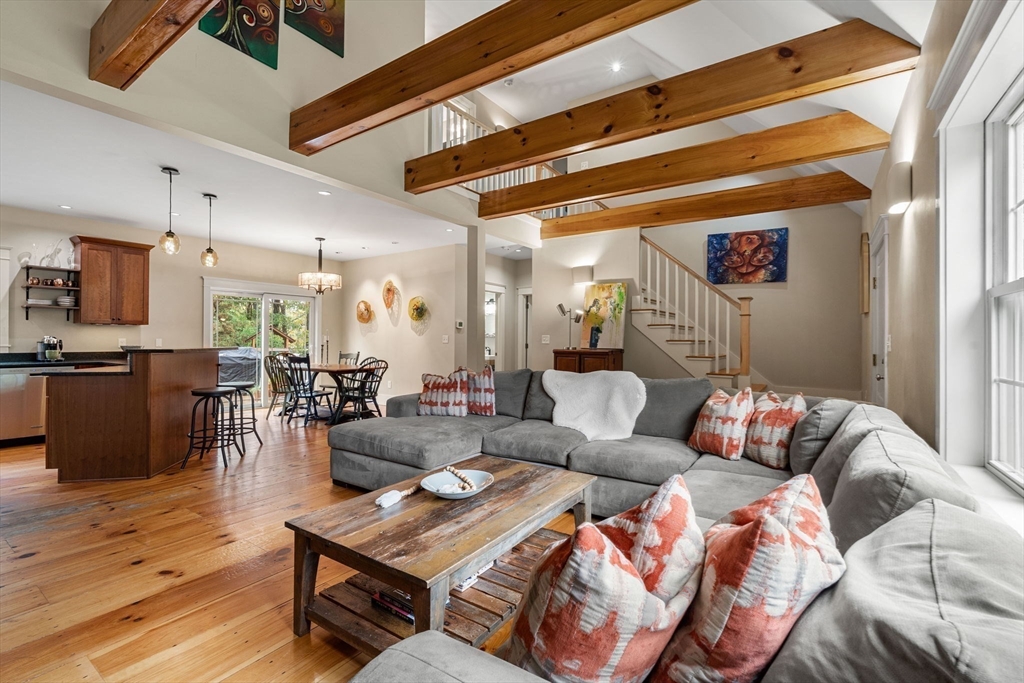 266 Washington Street Boxford, MA 01921 - Photo 5 of 29 Gallery Image 5