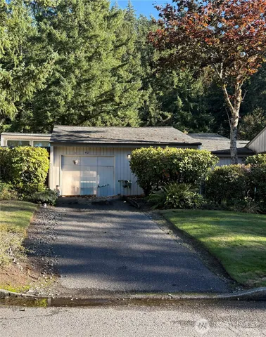 $210,000 | 1 Lake Louise Drive, Unit 42, Bellingham, WA 98229