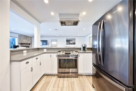 $799,999 | 20363 Roscoe Boulevard, Winnetka, CA 91306