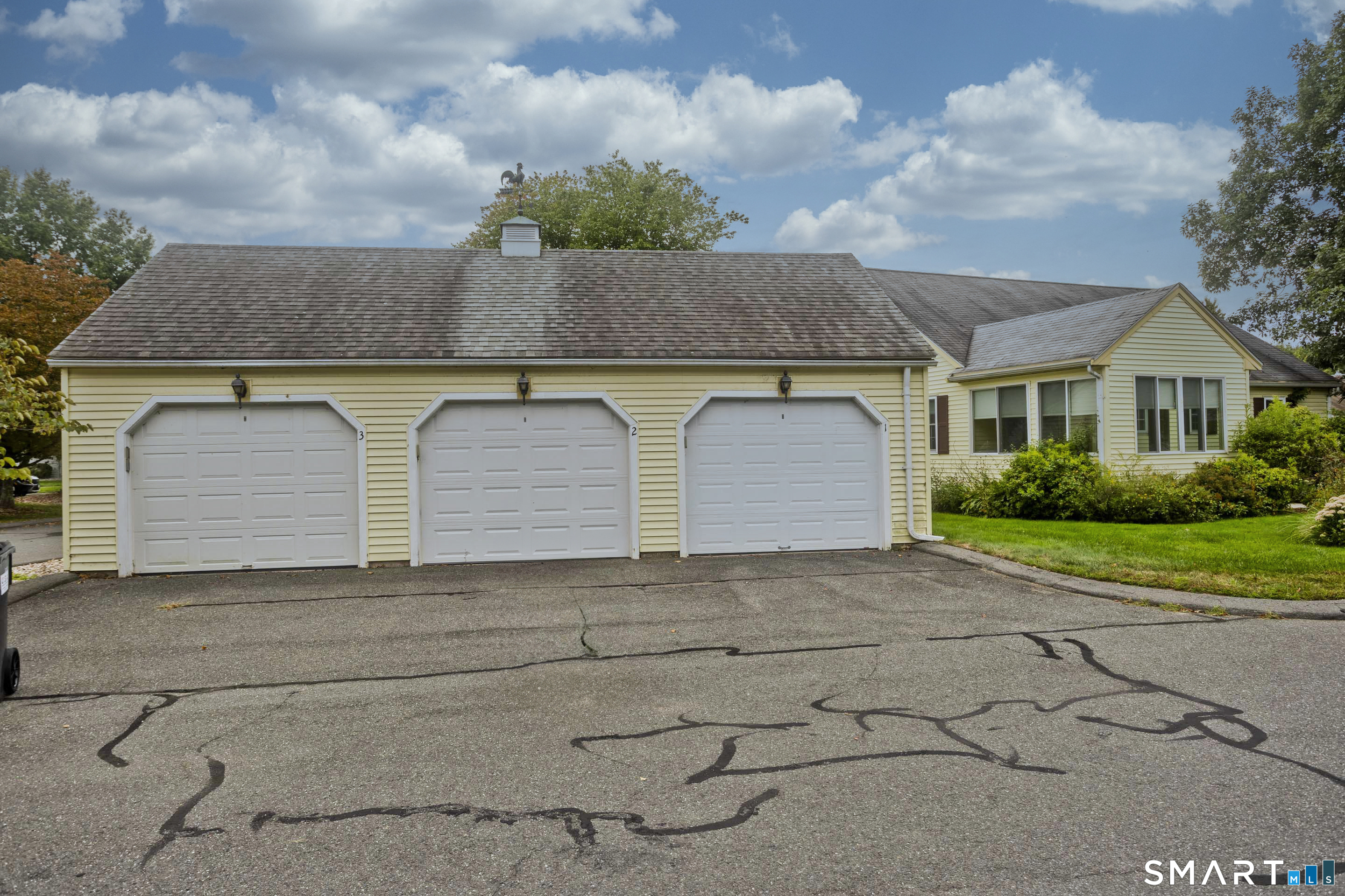 1 Strathmore Lane, Unit 1 Suffield, CT 06078 - Photo 33 of 36 Gallery Image 33