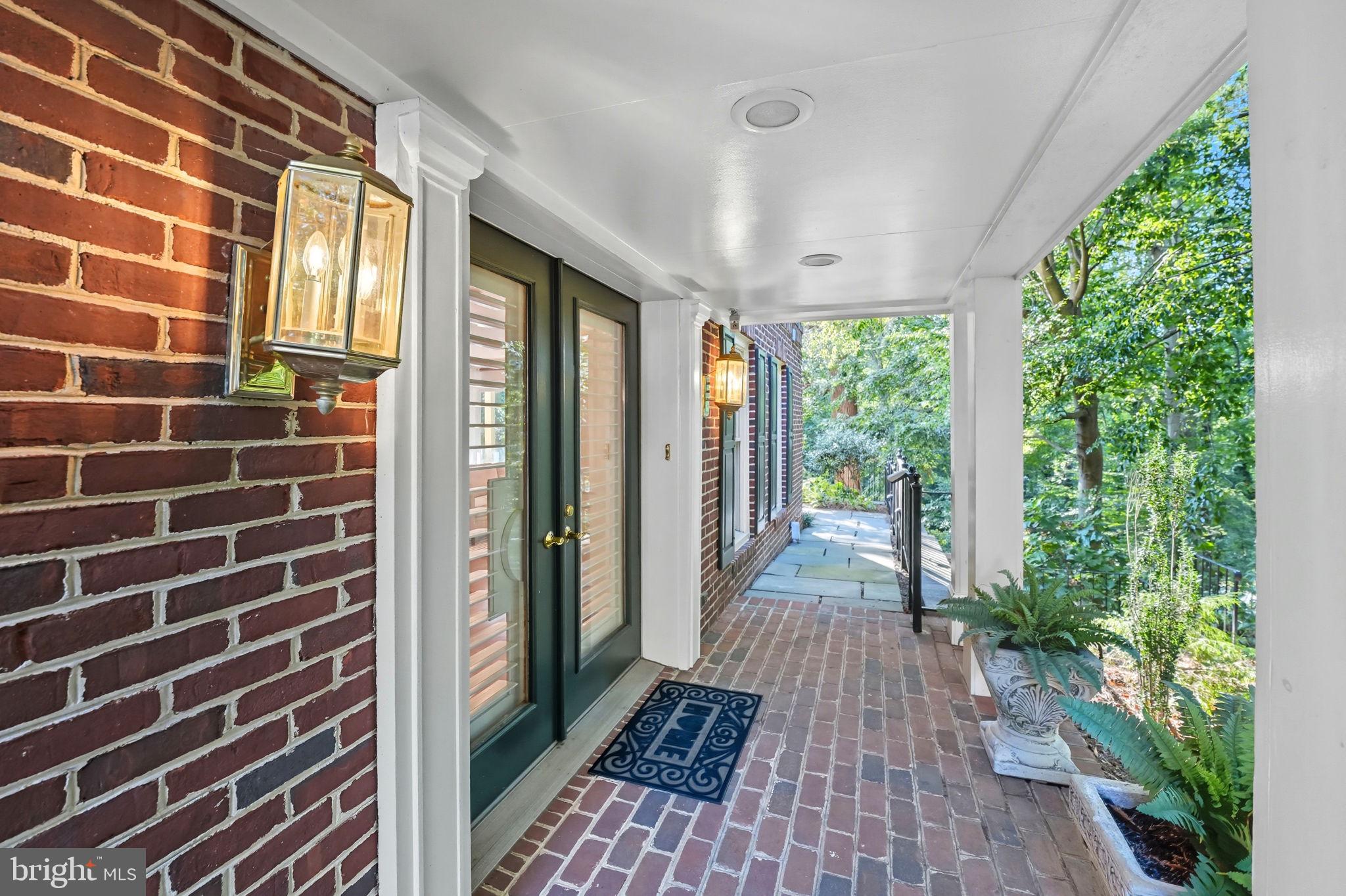 2124 21st Road North Arlington, VA 22201 - Photo 2 of 50