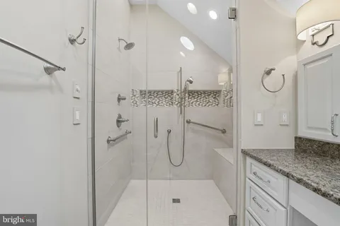 $1,825,000 | 2124 21st Road North, Arlington, VA 22201