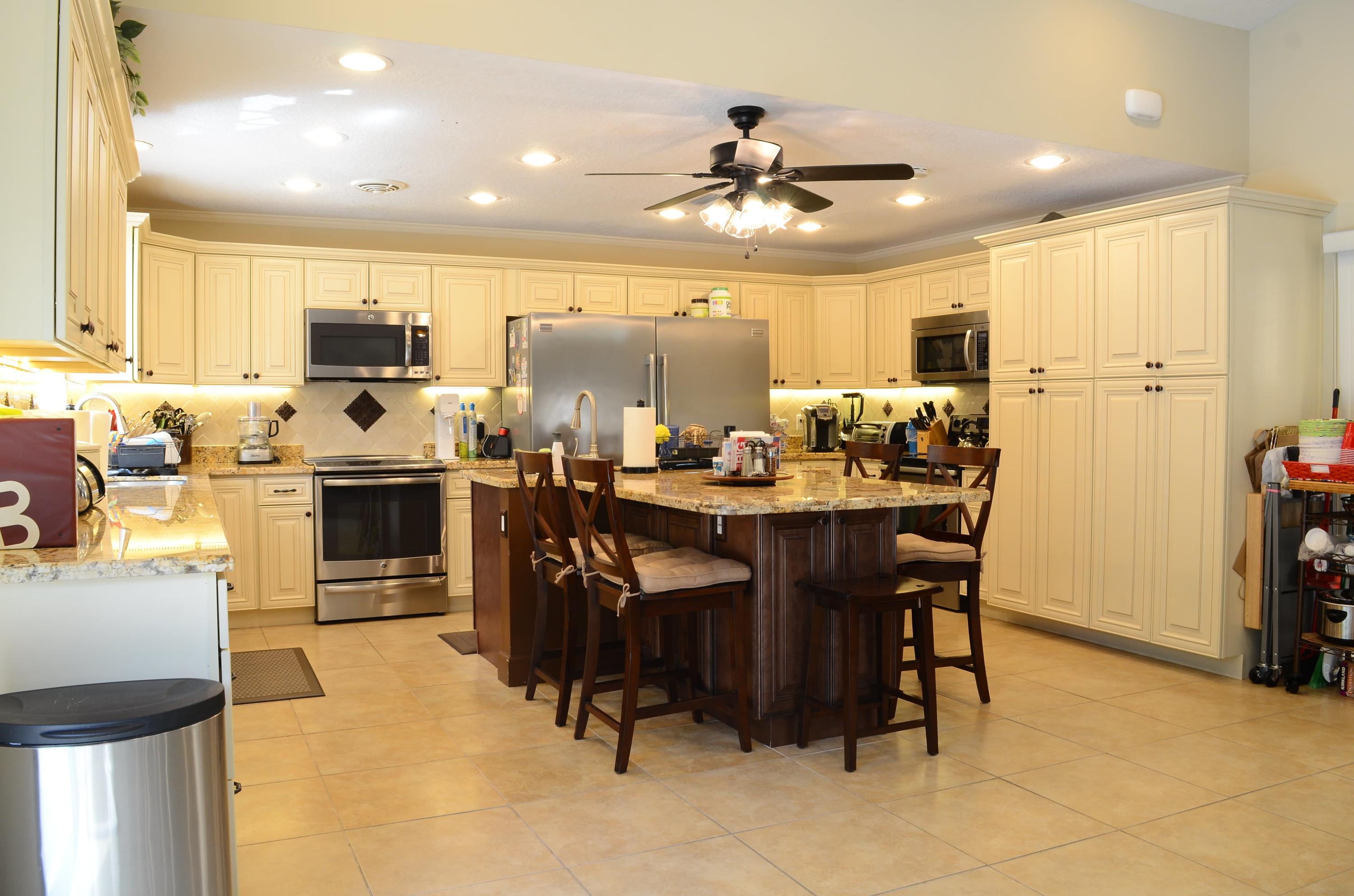 7229 Arcadia Court Boca Raton, FL 33433 - Photo 10 of 55 ABA_1364-min