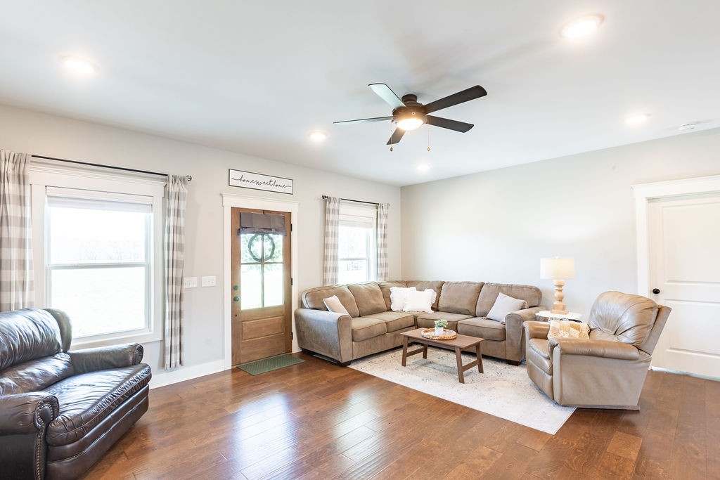 1212 Smith Thompson Road Bethpage, TN 37022 - Photo 16 of 58