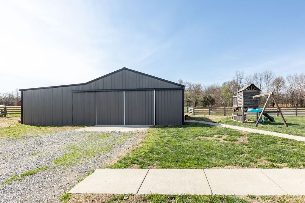 1212 Smith Thompson Road Bethpage, TN 37022 - Photo 35 of 58