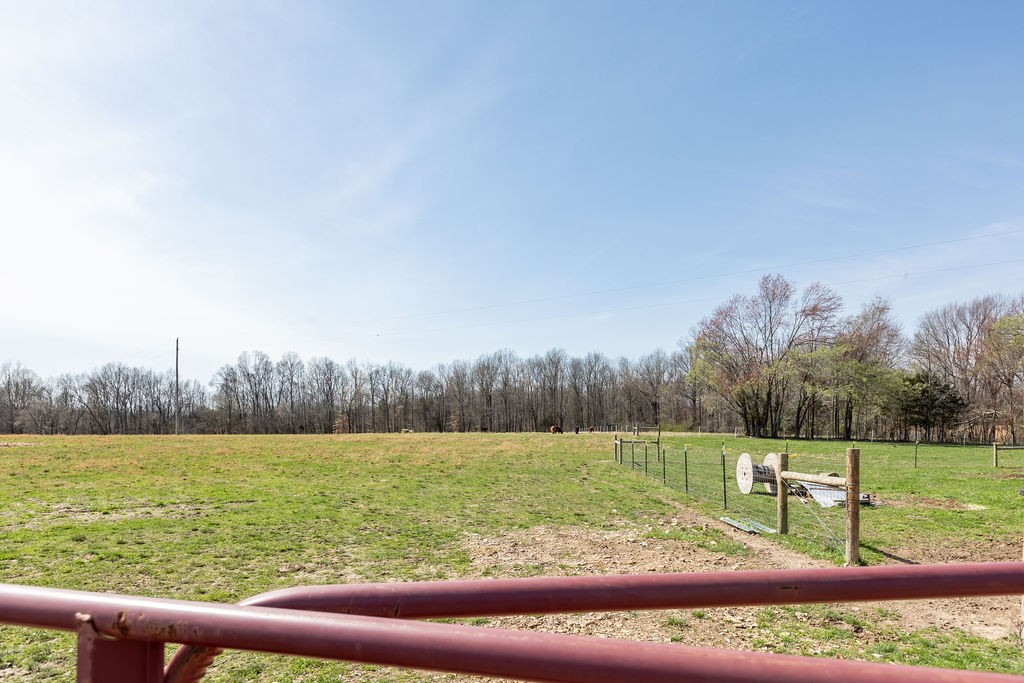 1212 Smith Thompson Road Bethpage, TN 37022 - Photo 39 of 58