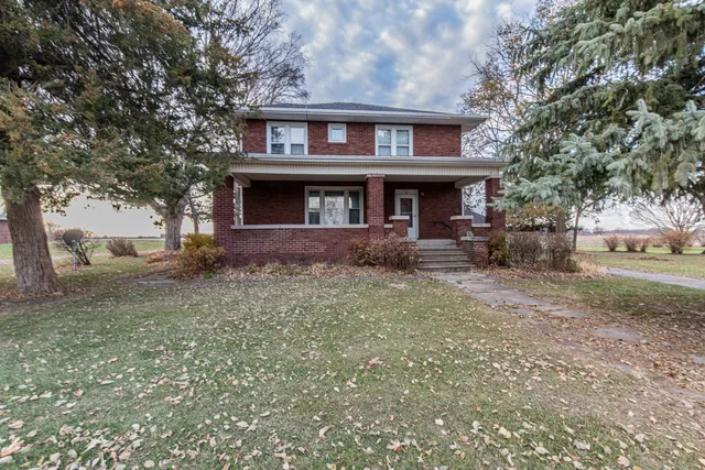 $199,000 | 72 North Main Street, La Moille, IL 61330