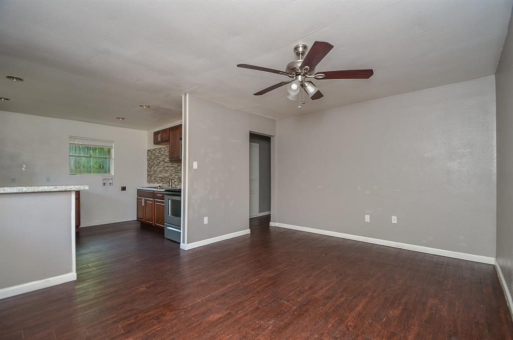 7521 Bauman Road Houston, TX 77022 - Photo 8 of 11