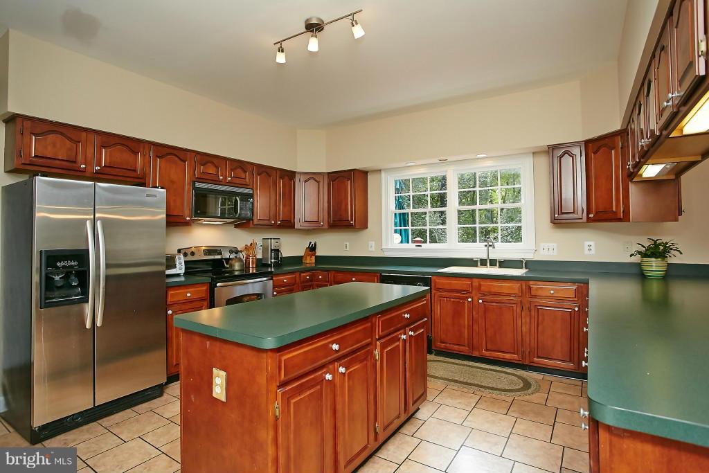 5500 Granby Road Derwood, MD 20855 - Photo 3 of 30 Kitchen with large Island