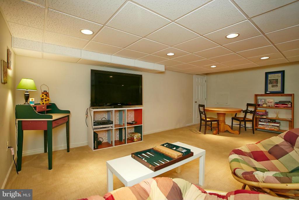 5500 Granby Road Derwood, MD 20855 - Photo 21 of 30 Space for entertainment and gaming