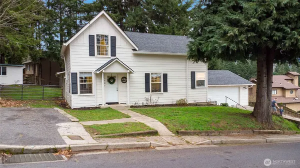 $494,000 | 2405 Sunrise Street, Kelso, WA 98626