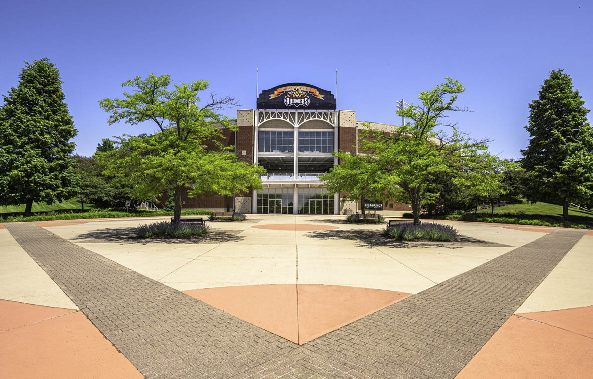 2241 Venture Drive Schaumburg, IL 60173 - Photo 27 of 33 a view of a swimming pool with a lounge chair