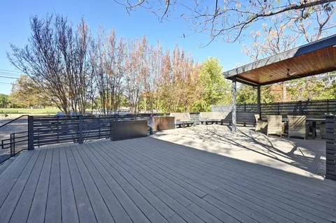 a view of pathway along with yard