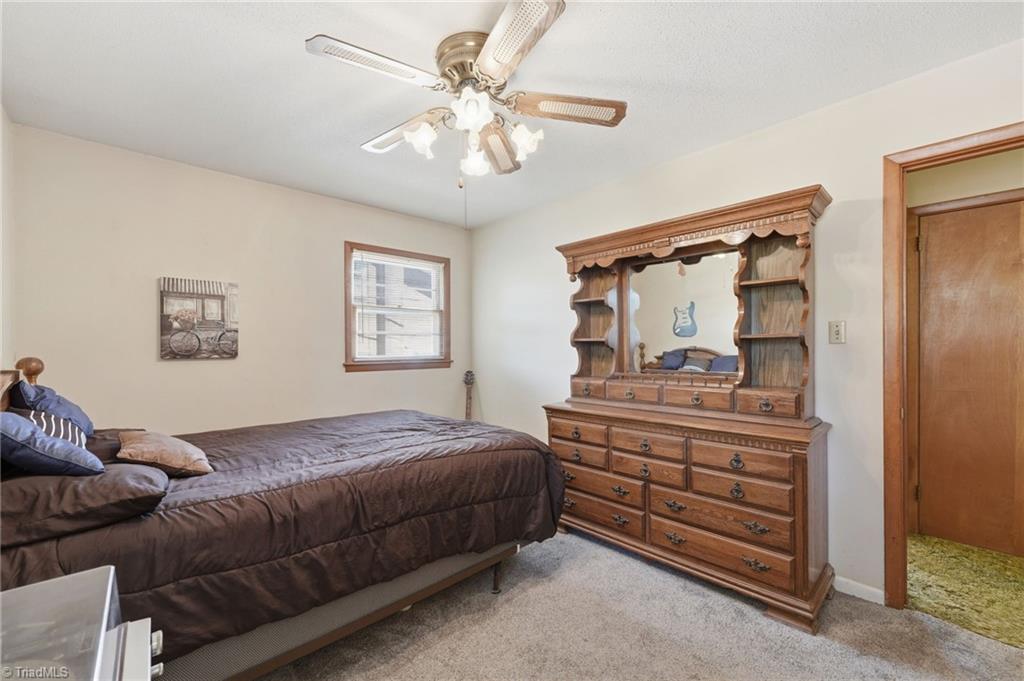 145 Webster Road Graham, NC 27253 - Photo 21 of 32