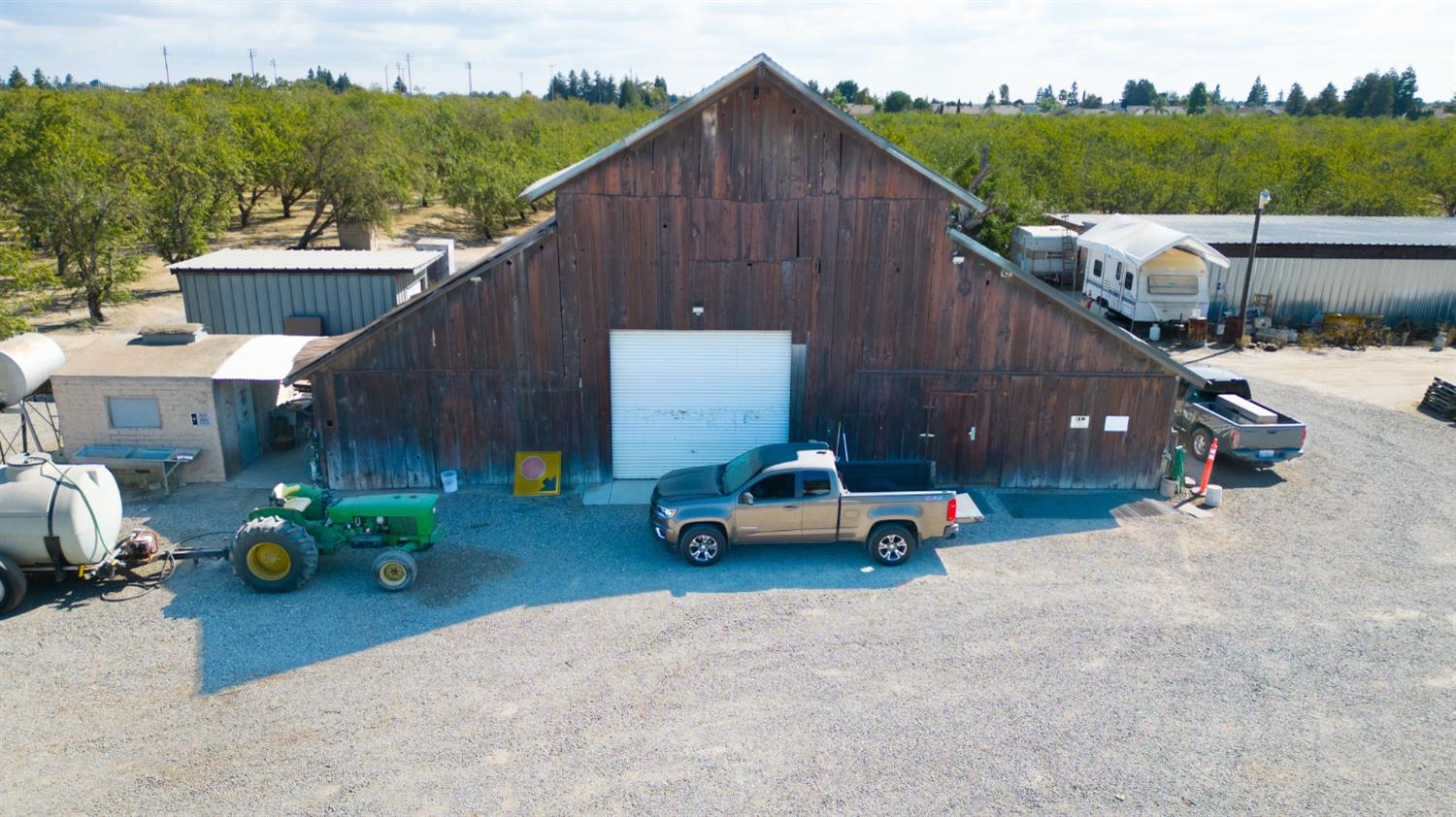 5706 Finney Road Salida, CA 95356 - Photo 12 of 14 a view of roof with sitting area