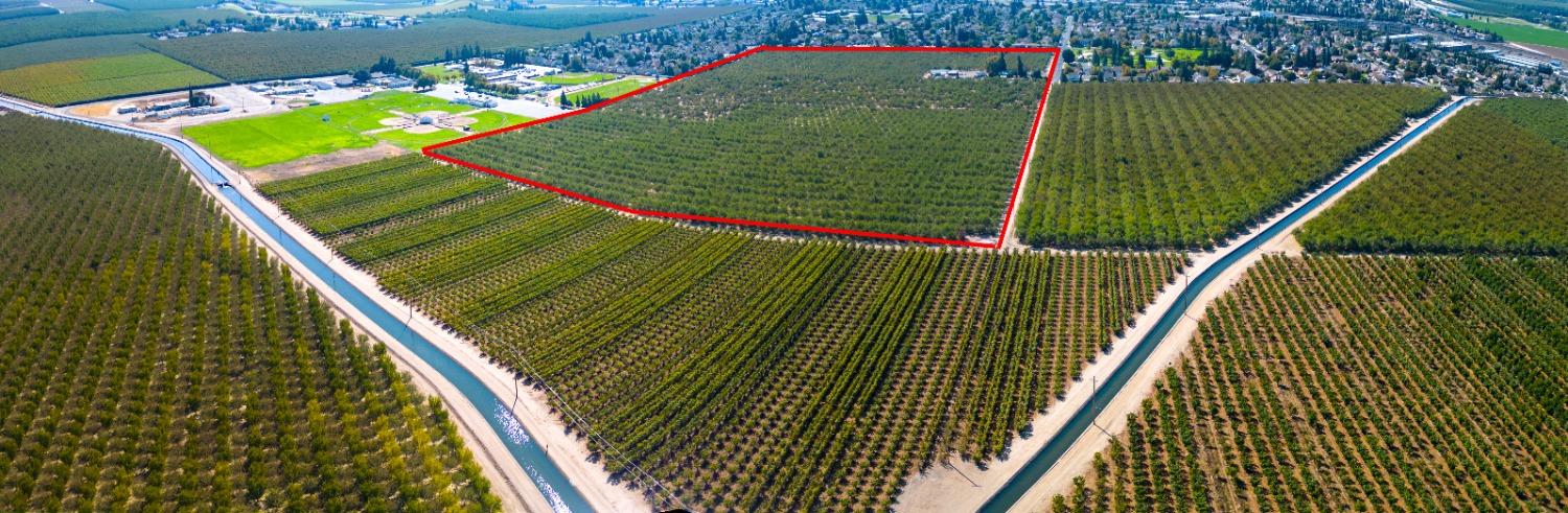 5706 Finney Road Salida, CA 95356 - Photo 2 of 14 a view of a tennis court