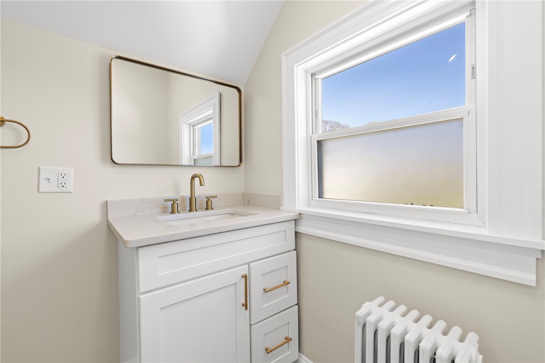 54 East Earle Street Cumberland, RI 02864 - Photo 35 of 44